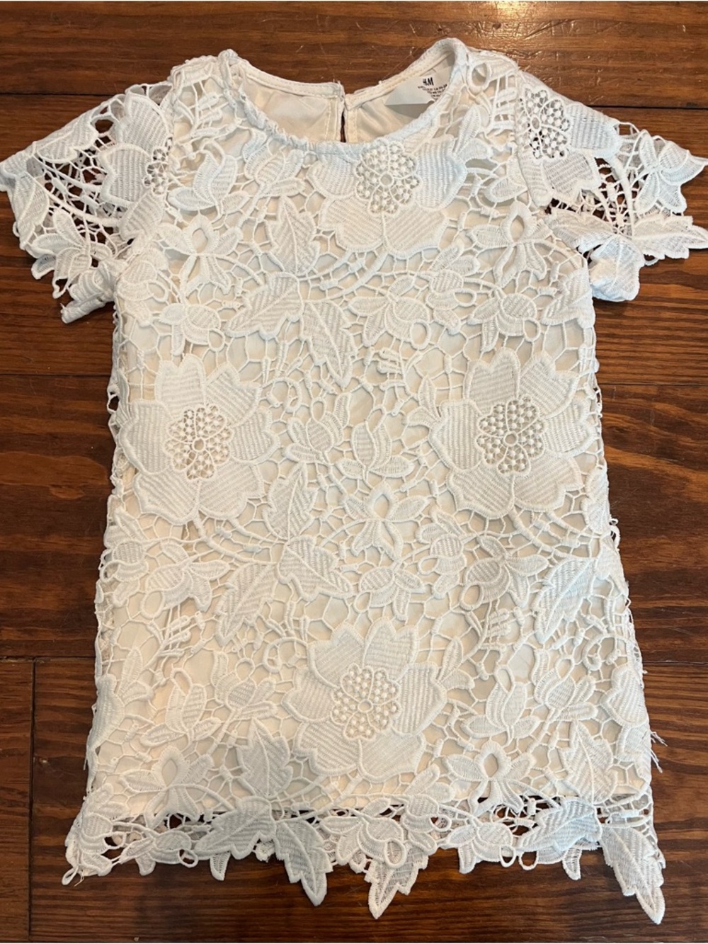 H&M White Floral Crochet Lace Short Sleeve Blouse